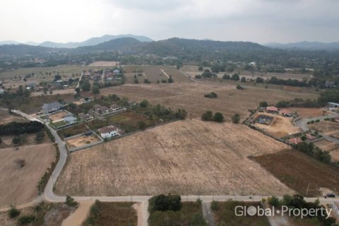 Terreno en Pattaya, Tailandia № 120158 - foto 7