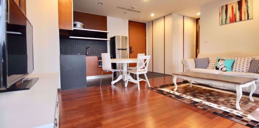 Condominio de 2 dormitorios en Khlong Toei, Bangkok, Tailandia № 76506