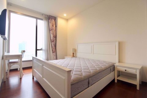 Condominio de 2 dormitorios en Khlong Toei, Bangkok, Tailandia № 76506 - foto 8