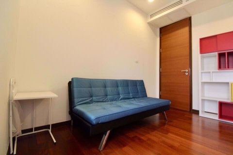 Condominio de 2 dormitorios en Khlong Toei, Bangkok, Tailandia № 76506 - foto 14