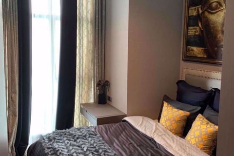 Condominio de 2 dormitorios en Bang Rak, Bangkok, Tailandia № 76503 - foto 5