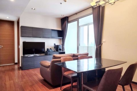 Condo in Khlong Toei, Bangkok, Thailand, 2 bedrooms  № 76505