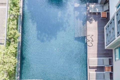 Condo à Watthana, Bangkok, Thaïlande, 2 chambres  № 76501 - photo 10