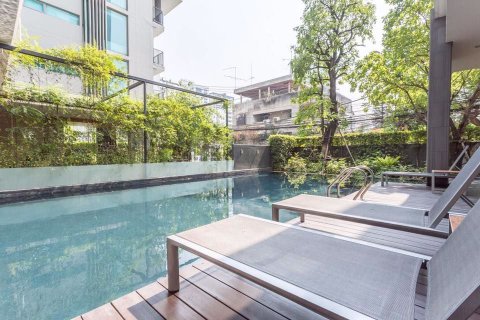 Condo à Watthana, Bangkok, Thaïlande, 2 chambres  № 76501 - photo 30