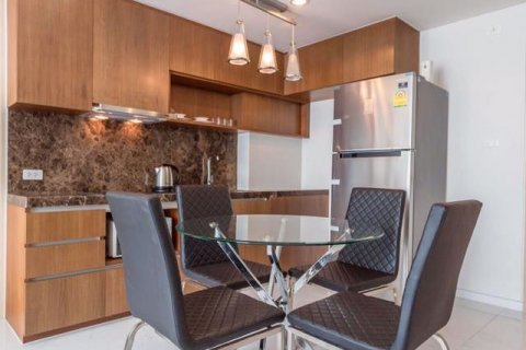 Condo à Watthana, Bangkok, Thaïlande, 2 chambres  № 76501 - photo 9