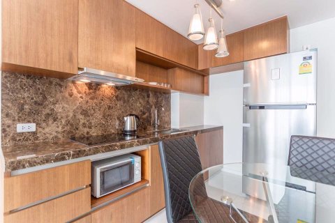 Condo à Watthana, Bangkok, Thaïlande, 2 chambres  № 76501 - photo 11