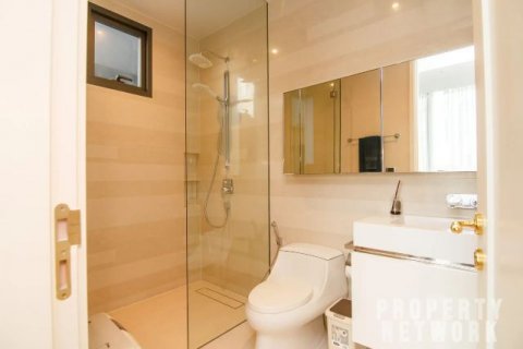 คอนโดมิเนียมในวัฒนา, กรุงเทพฯ, ประเทศไทย, 2 ห้องนอน № 123645 - รูปถ่าย 17
