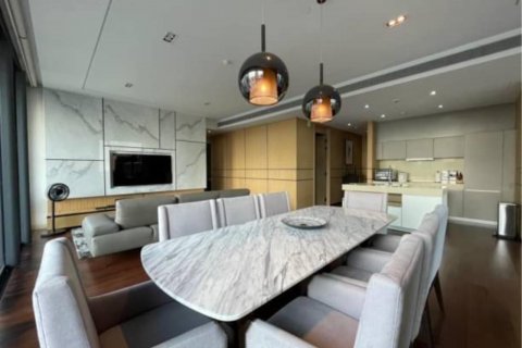 Condominio de 3 dormitorios en Watthana, Bangkok, Tailandia № 123643 - foto 8