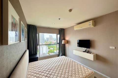 Condominio de 2 dormitorios en Bangkok, Tailandia № 110923 - foto 8
