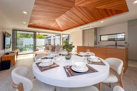 Chalet de 4 dormitorios en Phuket, Tailandia № 107813 - foto 12