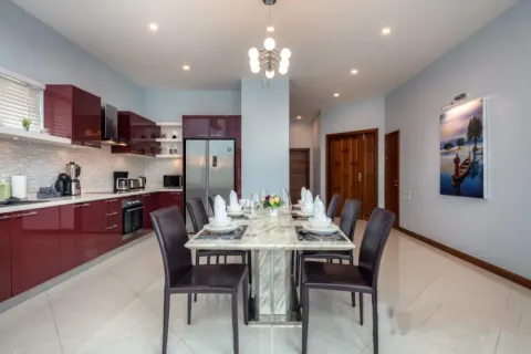 Chalet de 3 dormitorios en Phuket, Tailandia № 107814 - foto 8