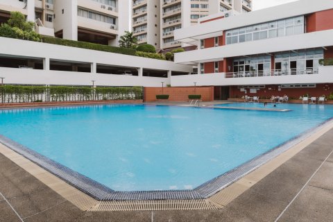 Condominio de 3 dormitorios en Watthana, Bangkok, Tailandia № 78739 - foto 16