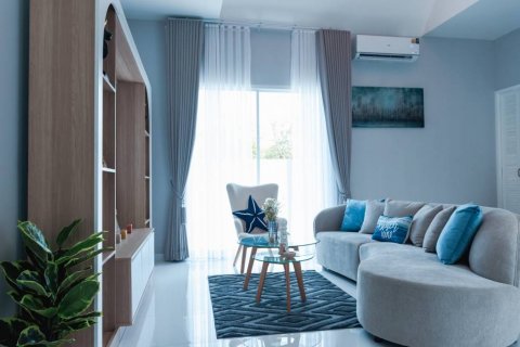 Chalet de 3 dormitorios en Hua Hin, Tailandia № 124595 - foto 5