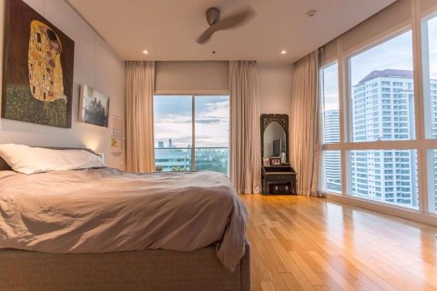 Off-plan Millennium Residence in Bangkok, Thailand № 36648 - photo 28