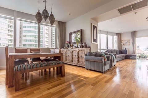 Condo à Bangkok, Thaïlande, 3 chambres à Millennium Residence  № 77821
