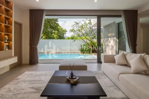 Casa de 4 dormitorios en Kathu, Tailandia № 131773 - foto 5