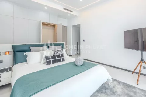 Casa de 4 dormitorios en Chalong, Tailandia № 131778 - foto 11