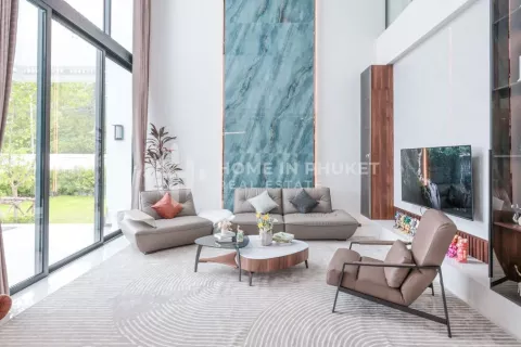Casa de 4 dormitorios en Chalong, Tailandia № 131778 - foto 4