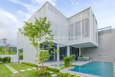 Casa de 4 dormitorios en Chalong, Tailandia № 131778 - foto 2