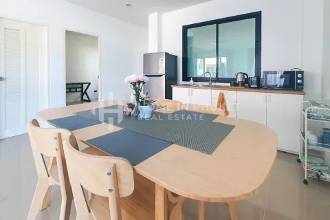 Casa de 4 dormitorios en Nai Yang, Tailandia № 131774 - foto 3