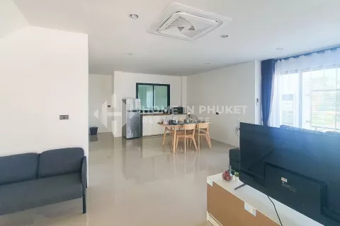 Casa de 4 dormitorios en Nai Yang, Tailandia № 131774 - foto 2