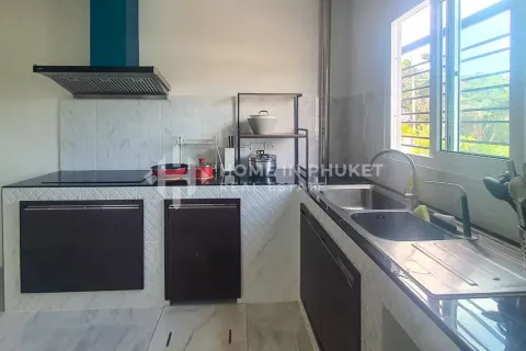Casa de 4 dormitorios en Nai Yang, Tailandia № 131774 - foto 4