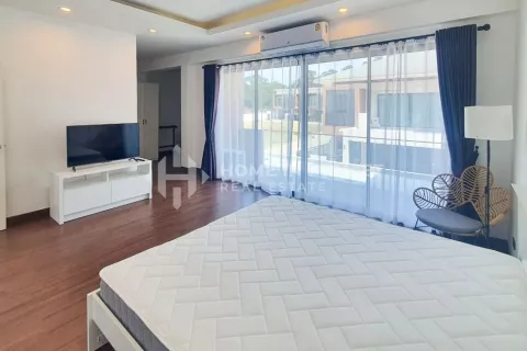 Casa de 4 dormitorios en Nai Yang, Tailandia № 131774 - foto 6