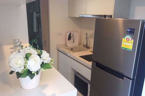 Condominio de 1 dormitorio en Watthana, Bangkok, Tailandia № 79037 - foto 12