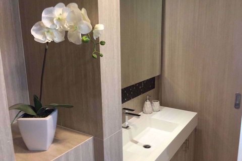 Condominio de 1 dormitorio en Watthana, Bangkok, Tailandia № 79037 - foto 19
