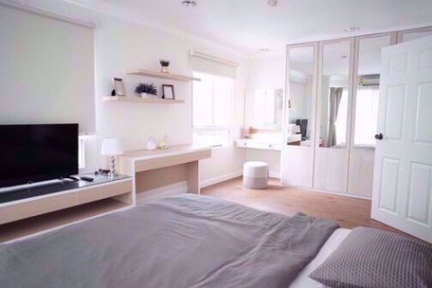 Condominio de 2 dormitorios en Watthana, Bangkok, Tailandia № 79040 - foto 7