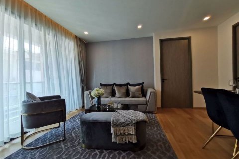 Condominio de 3 dormitorios en Khlong Toei, Bangkok, Tailandia № 85379 - foto 2