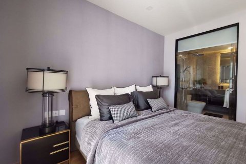 Condominio de 3 dormitorios en Khlong Toei, Bangkok, Tailandia № 85379 - foto 13