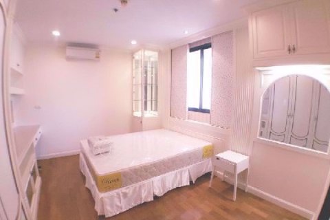 Penthouse in Watthana, Bangkok, Thailand 4 Schlafzimmer № 85380 - Foto 7