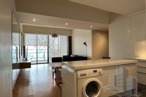 Кондоминиум с 2 спальнями в Сатхоне, Бангкок, Таиланд № 123890 - фото 4