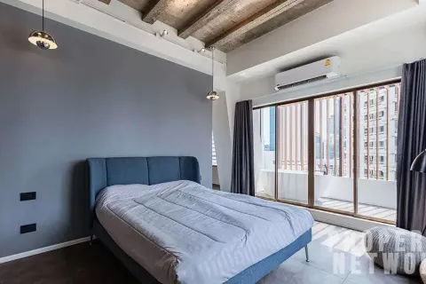 Condominio de 1 dormitorio en Bang Rak, Bangkok, Tailandia № 124039 - foto 9