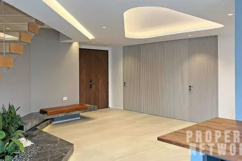 Кондоминиум с 2 спальнями в Клонг Тоэй, Бангкок, Таиланд № 124038 - фото 2