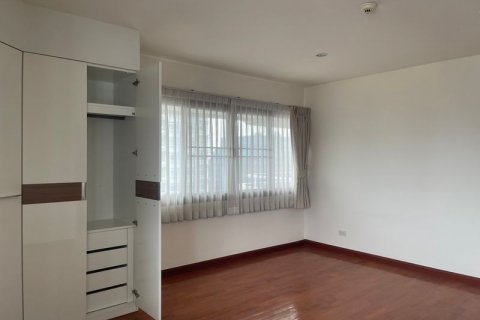 คอนโดมิเนียมในวัฒนา, กรุงเทพฯ, ประเทศไทย, 4 ห้องนอน № 124036 - รูปถ่าย 13