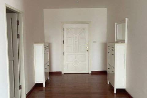 คอนโดมิเนียมในวัฒนา, กรุงเทพฯ, ประเทศไทย, 4 ห้องนอน № 124036 - รูปถ่าย 3