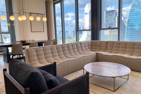 Condo in Pathum Wan, Bangkok, Thailand, 2 bedrooms № 123940 - photo 8