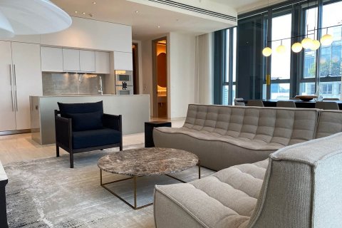 Condo in Pathum Wan, Bangkok, Thailand, 2 bedrooms № 123940 - photo 7