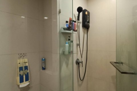 Condominio de 2 dormitorios en Chatuchak, Bangkok, Tailandia № 126608 - foto 10