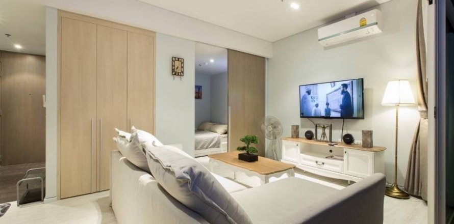 Condominio de 2 dormitorios en Pattaya, Tailandia № 126606