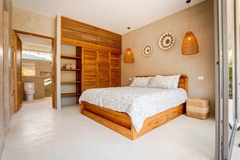 Casa de 3 dormitorios en Ko Samui, Tailandia № 85249 - foto 16