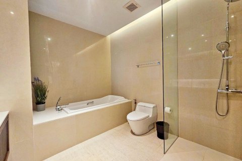Condominio de 3 dormitorios en Bang Sare, Tailandia № 110957 - foto 23