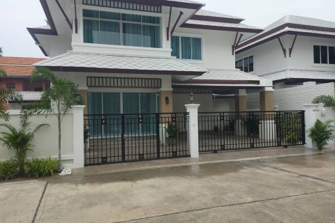 Maison à Pattaya, Thaïlande 4 chambres № 78912