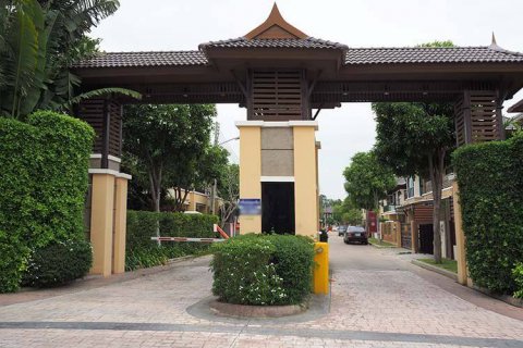 Casa de 3 dormitorios en Pattaya, Tailandia № 80122 - foto 3