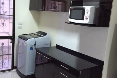 Casa de 3 dormitorios en Pattaya, Tailandia № 80122 - foto 15