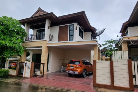 Casa de 3 dormitorios en Pattaya, Tailandia № 80122 - foto 8