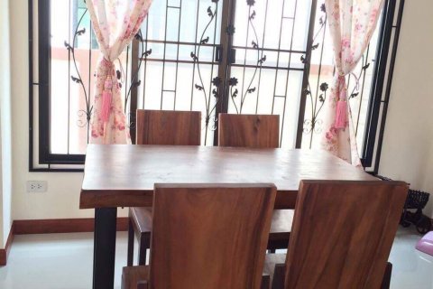 Casa de 3 dormitorios en Pattaya, Tailandia № 80122 - foto 12