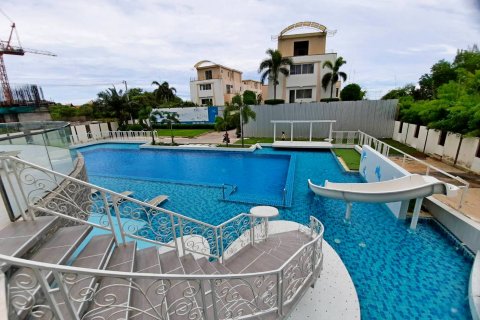 Condominio de 3 dormitorios en Pattaya, Tailandia № 80121
